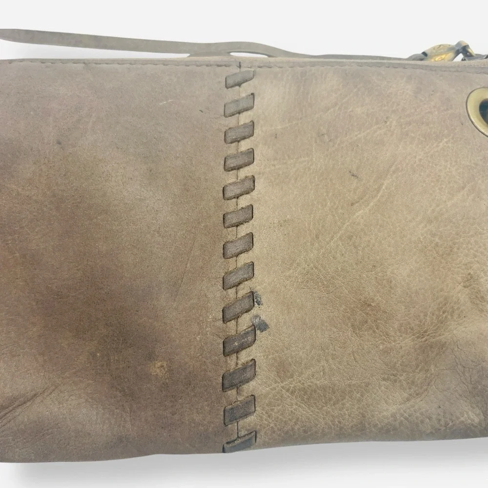 Hobo International Vida Wristlet Gray Leather Clutch Purse‎ Wallet